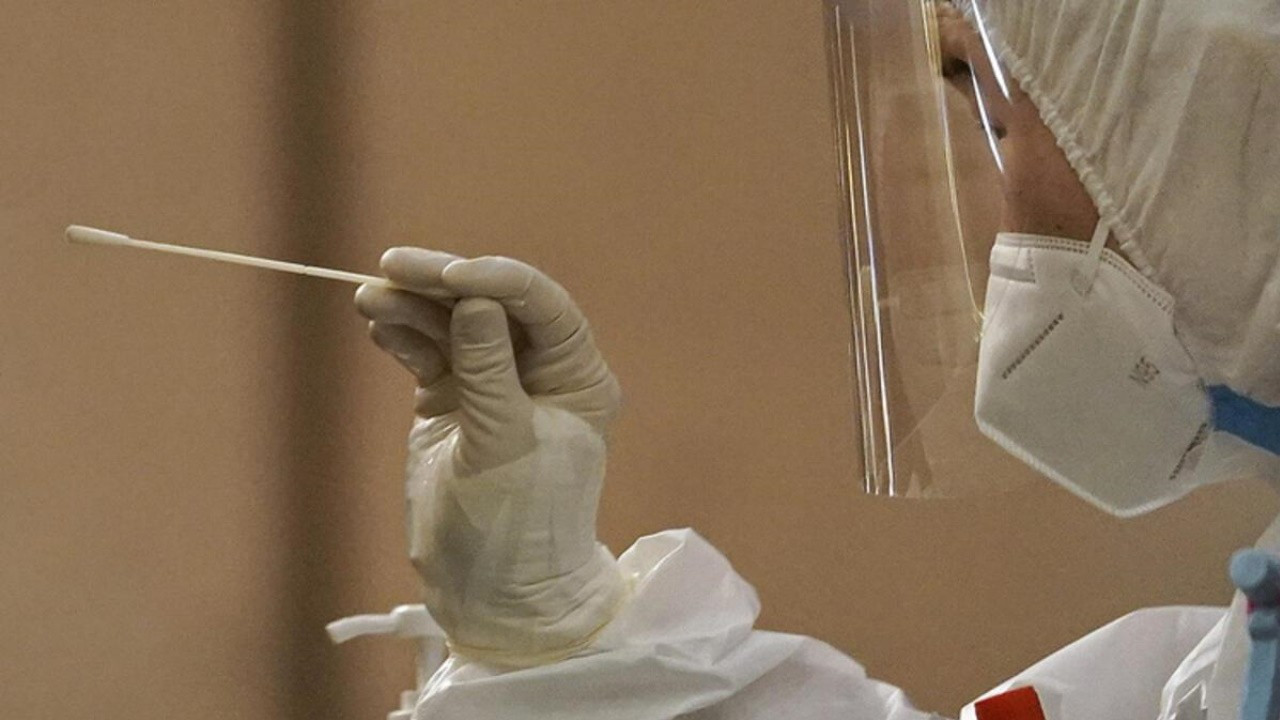 AB, Çin’den gelen yolculardan Kovid testi isteyecek