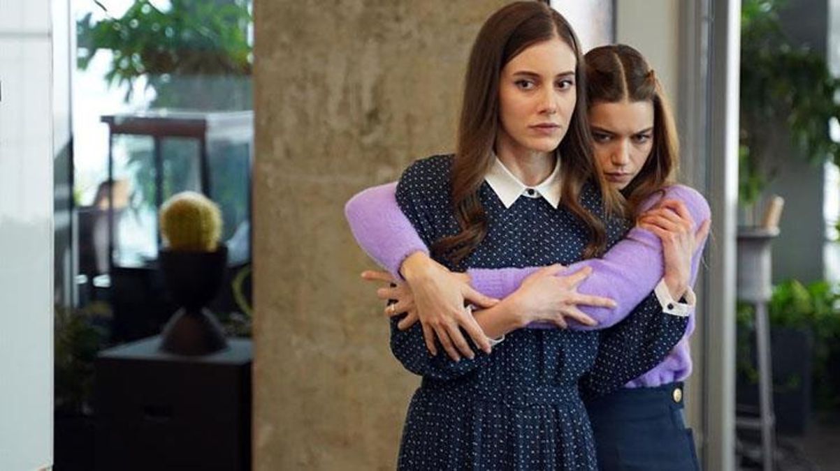 Başarılı oyuncu Beril Pozam’ın eski partneri Erdem Kaynarca ile aşk yaşadığı ortaya çıktı