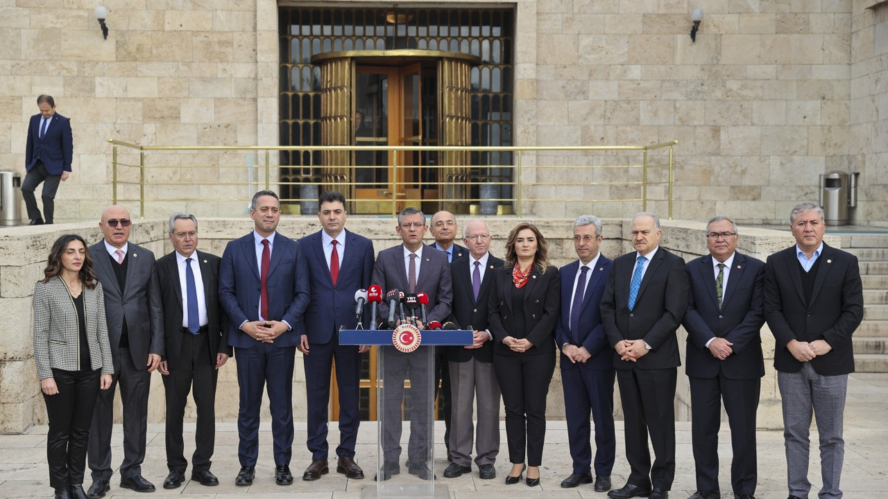 CHP’li milletvekillerinden Başarır’a destek