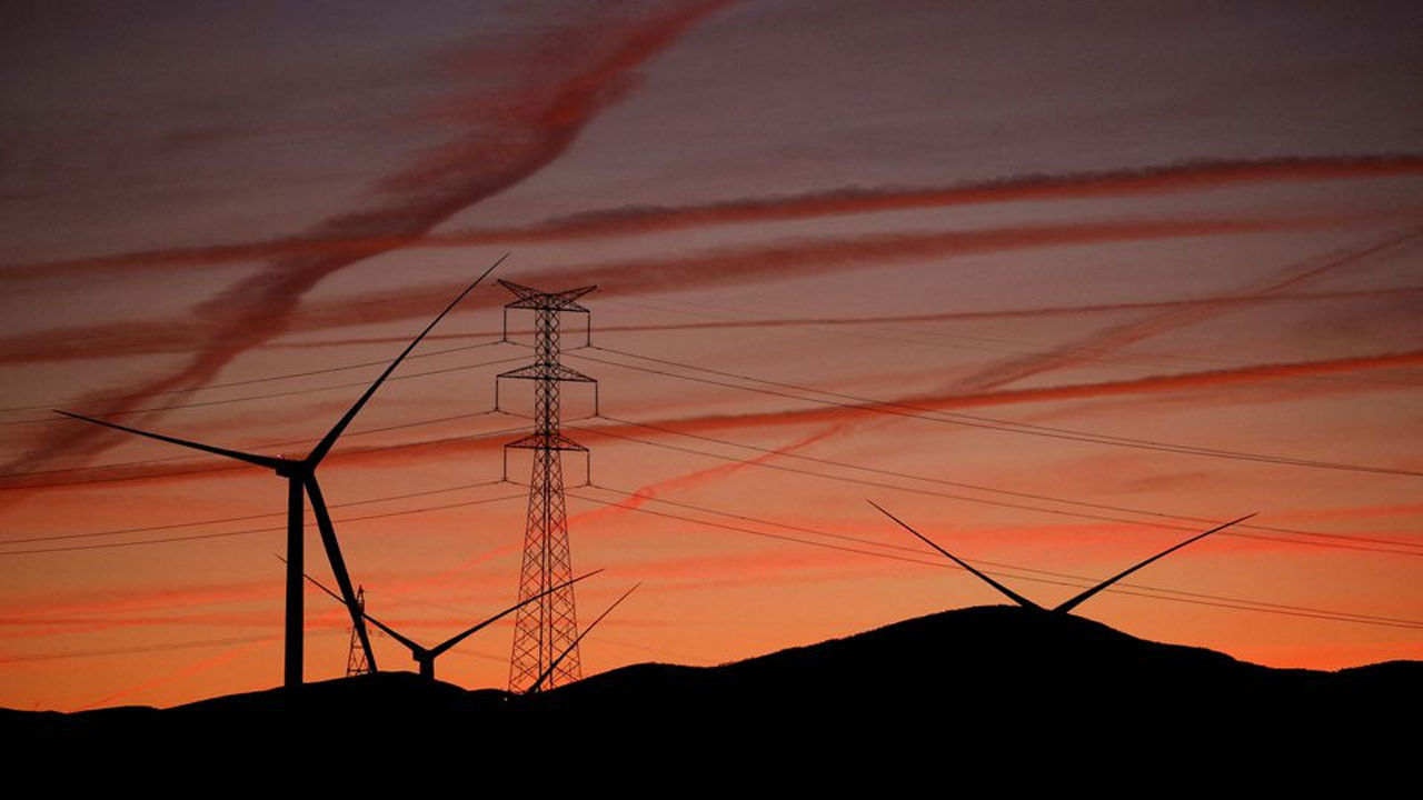 İki ülke arasında elektrik krizi yaşanıyor