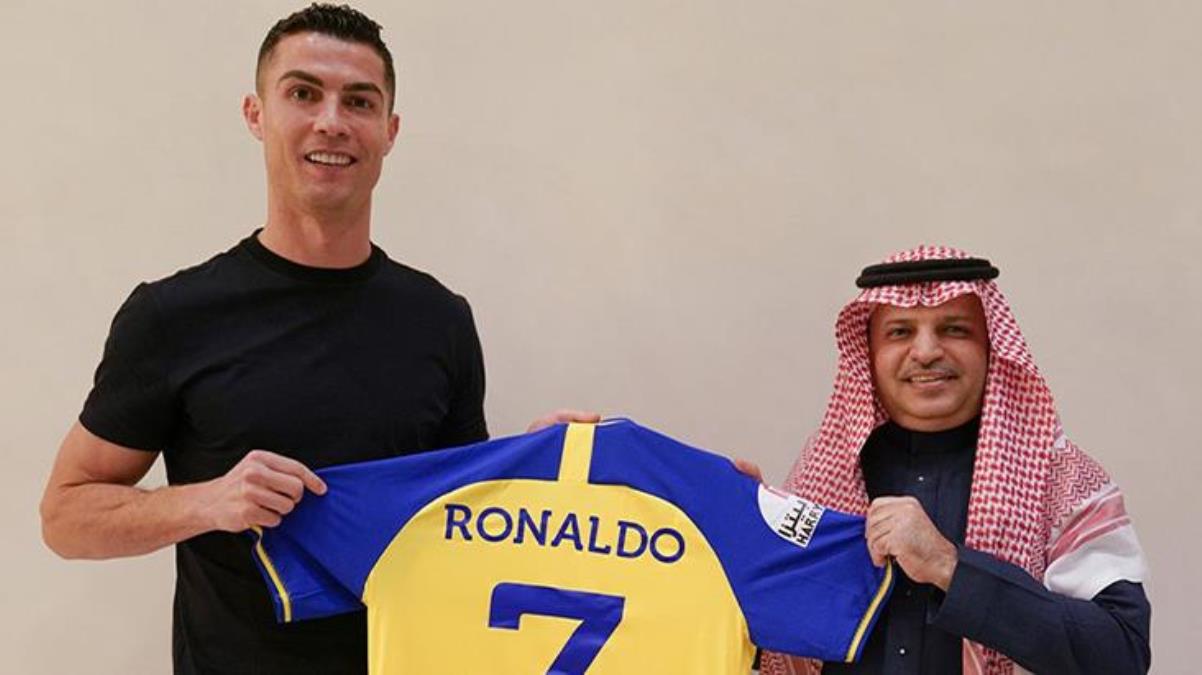Ronaldo formayı giydi, futbolseverler kıyameti kopardı! Tepkilerin ardı arkası kesilmiyor