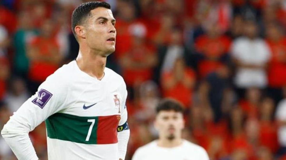 Ronaldo’nun imza sonrası sözleri dalga konusu oldu! Ortaya çıkan video başını çok ağrıtacak