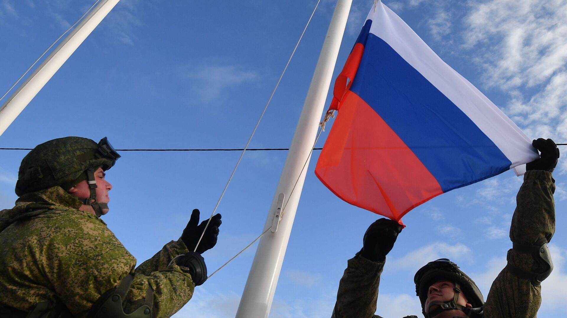 Rusya Savunma Bakanlığı komisyonu Belarus’taki Rus askeri birlikleri denetledi