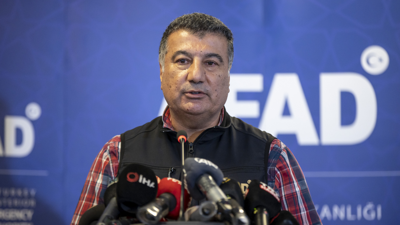 AFAD’dan enkaz çalışmalarının olduğu bölgelere uyarı