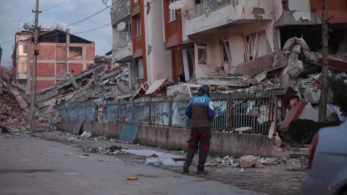 Aile ve Sosyal Hizmetler Bakanlığı çocukların yurtdışına koruyucu ailelere verilmesinin mümkün olmayacağını söyledi