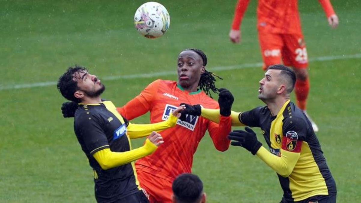 Alanyaspor’u 2 golle geçen İstanbulspor, seriye bağladı