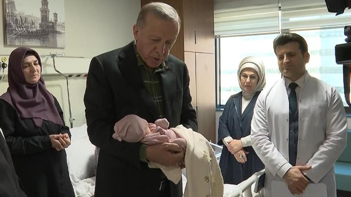 Cumhurbaşkanı Erdoğan, depremzedenin bebeğine “Ayşe Betül” ismini verdi
