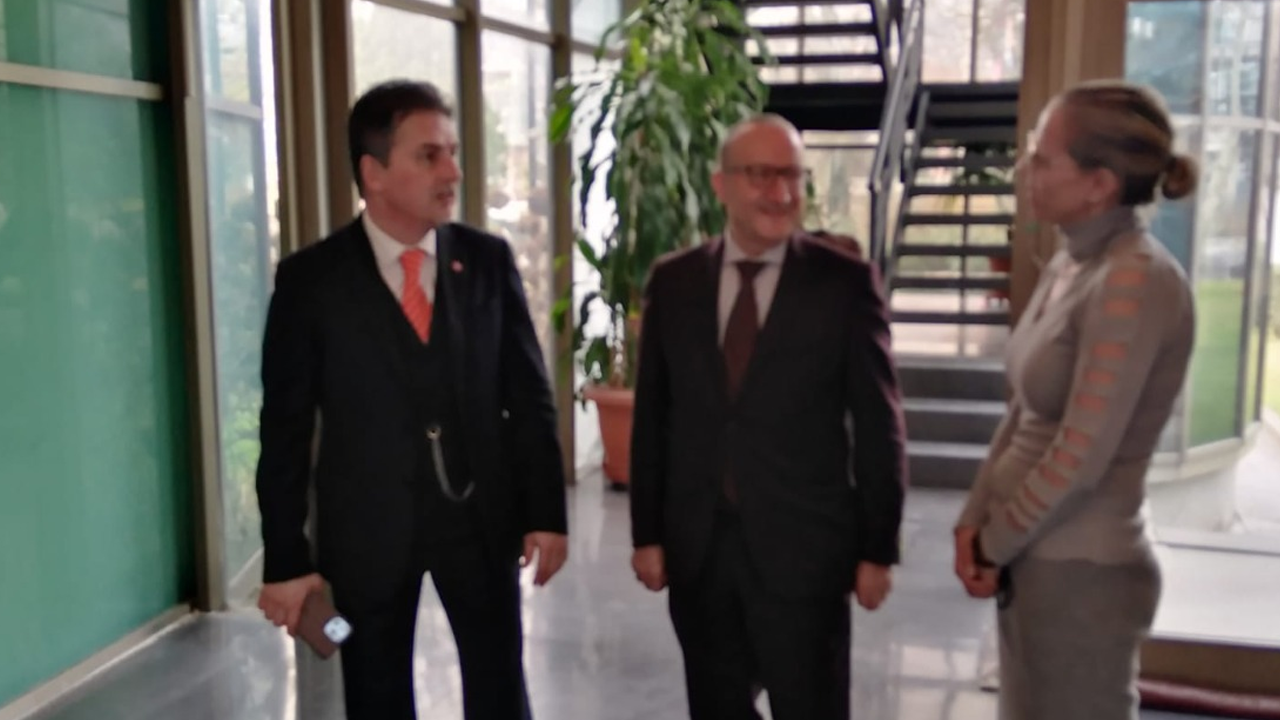 Cumhurbaşkanlığı Ekonomi Politikaları Kurulu Üyesi Yurdakul, Kocaeli’de iş fırsatlarını anlattı