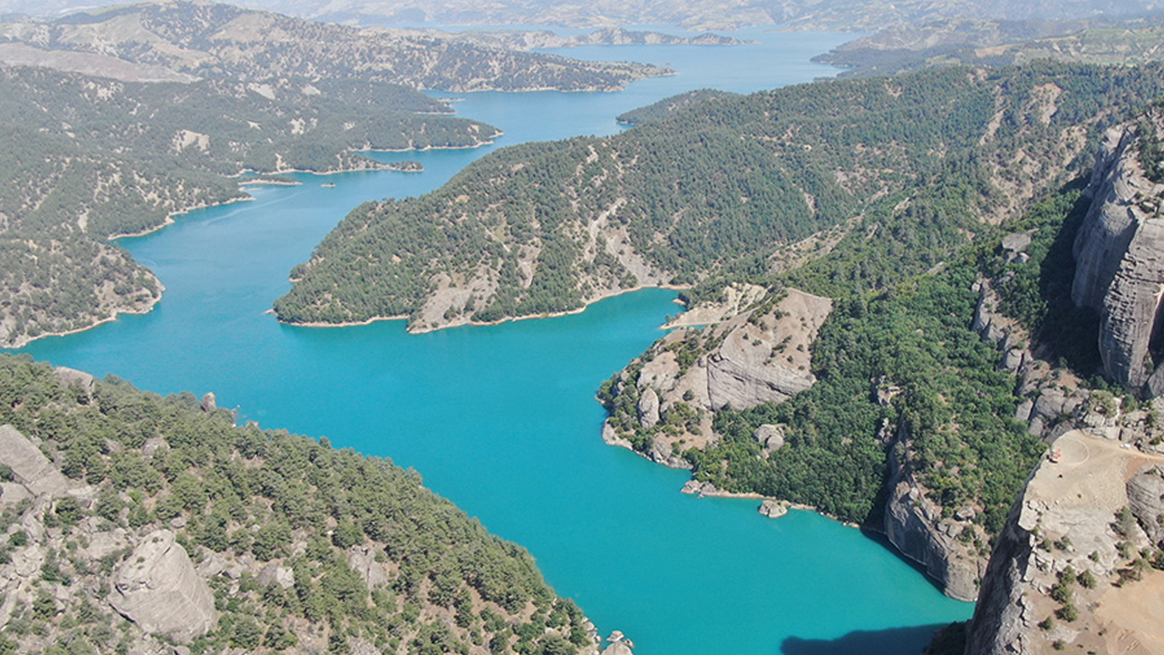 Deprem bölgesindeki barajlarda son durum ne? Bakan Kirişci: Tehlike yok