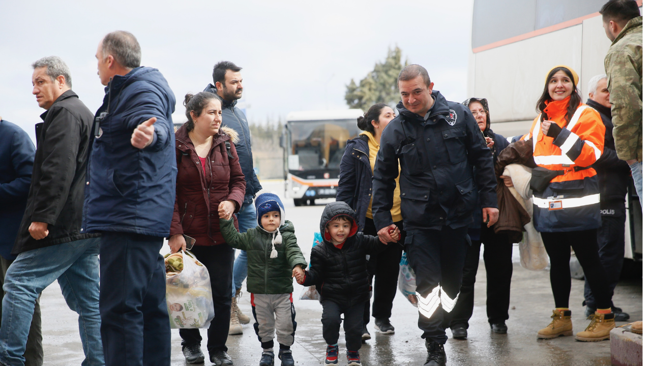 Deprem bölgesinden göç