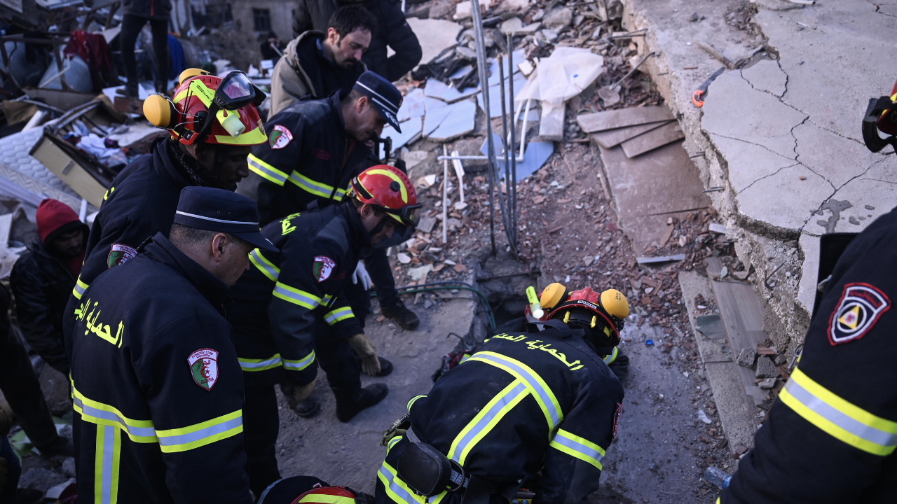 Deprem bölgesine yardım seferberliği: Tek yürek