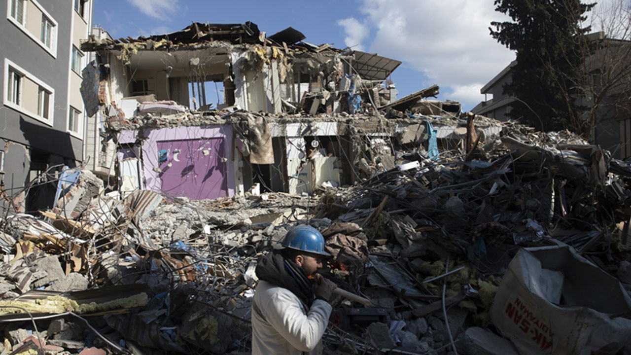 “Deprem fonu ve ulusal deprem konseyi acilen kurulmalı”