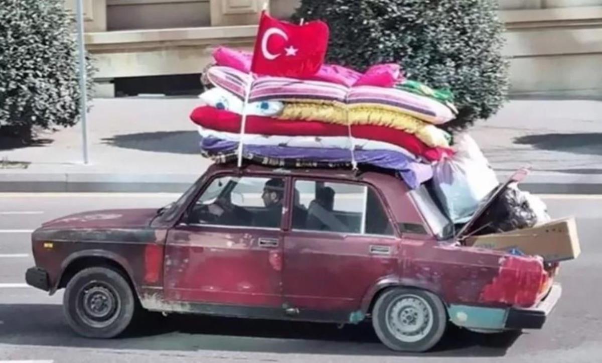 Depremin simgelerinden biri olan Server Beşirli’ye otomobil hediye edildi