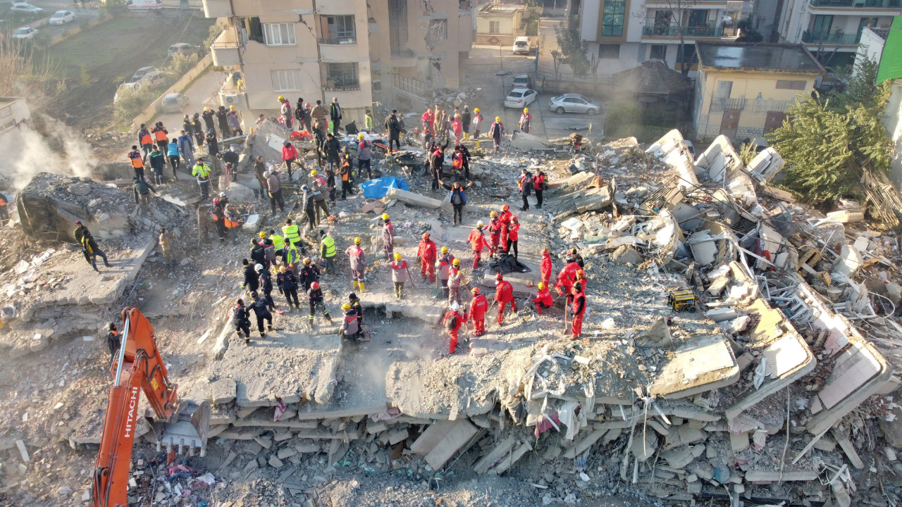 e-Devlet üzerinden depremzedelere yardım için iki yeni hizmet