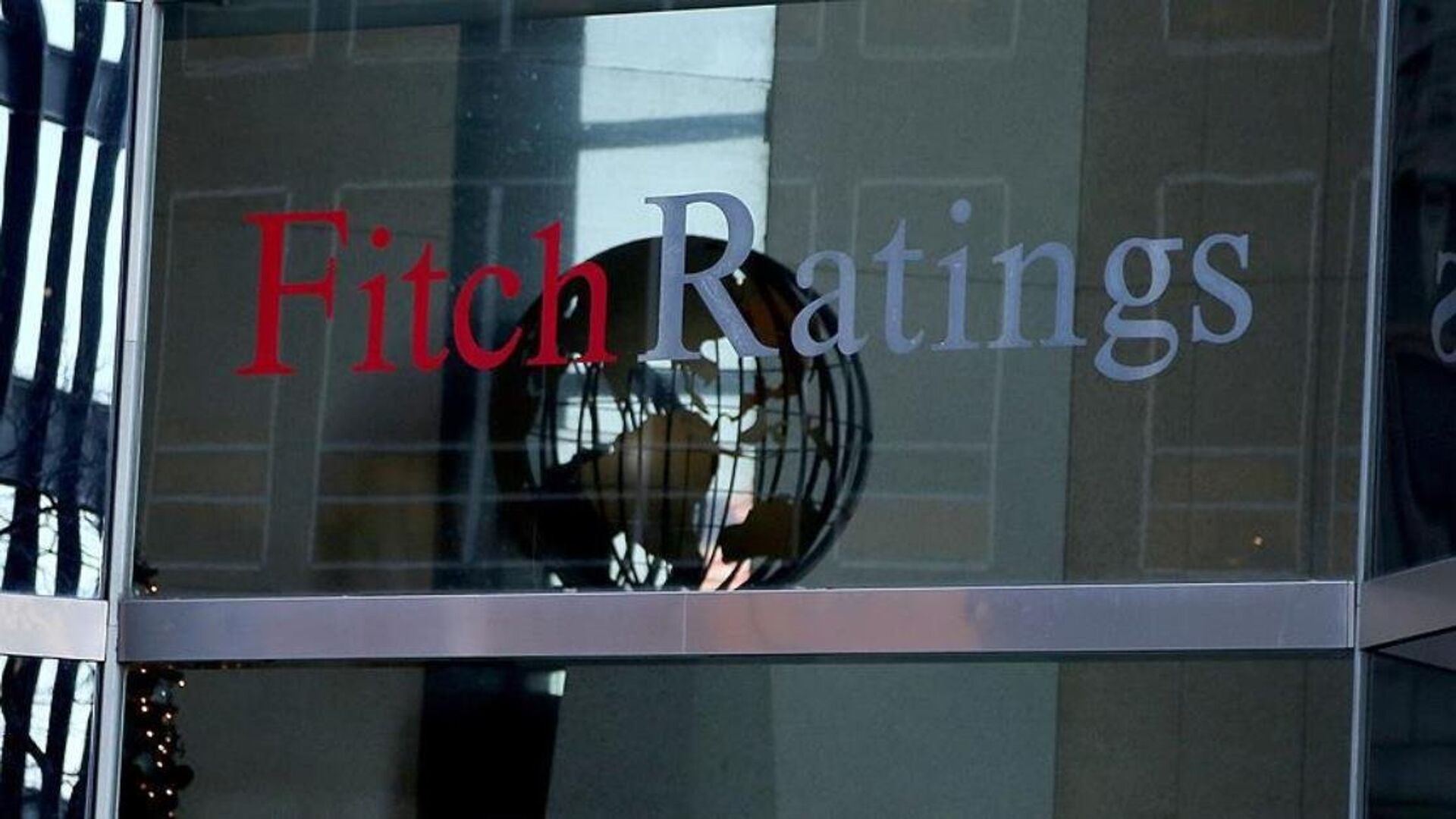 Fitch: Çin’de beklenenden daha güçlü toparlanma küresel büyümeyi destekleyecek