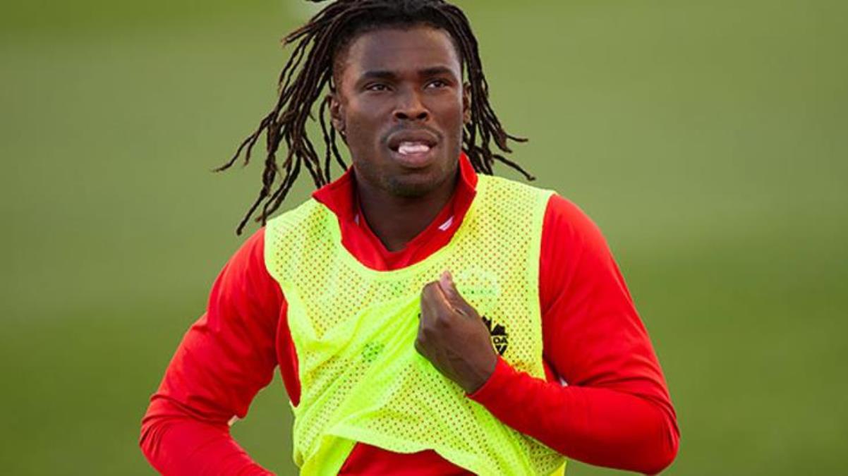 Galatasaray’dan gece yarısı bombası! Adekugbe transferi resmen açıklandı