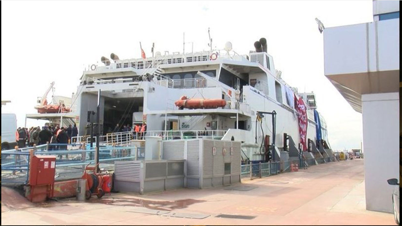 İBB, Hatay’a iki feribot gönderdi