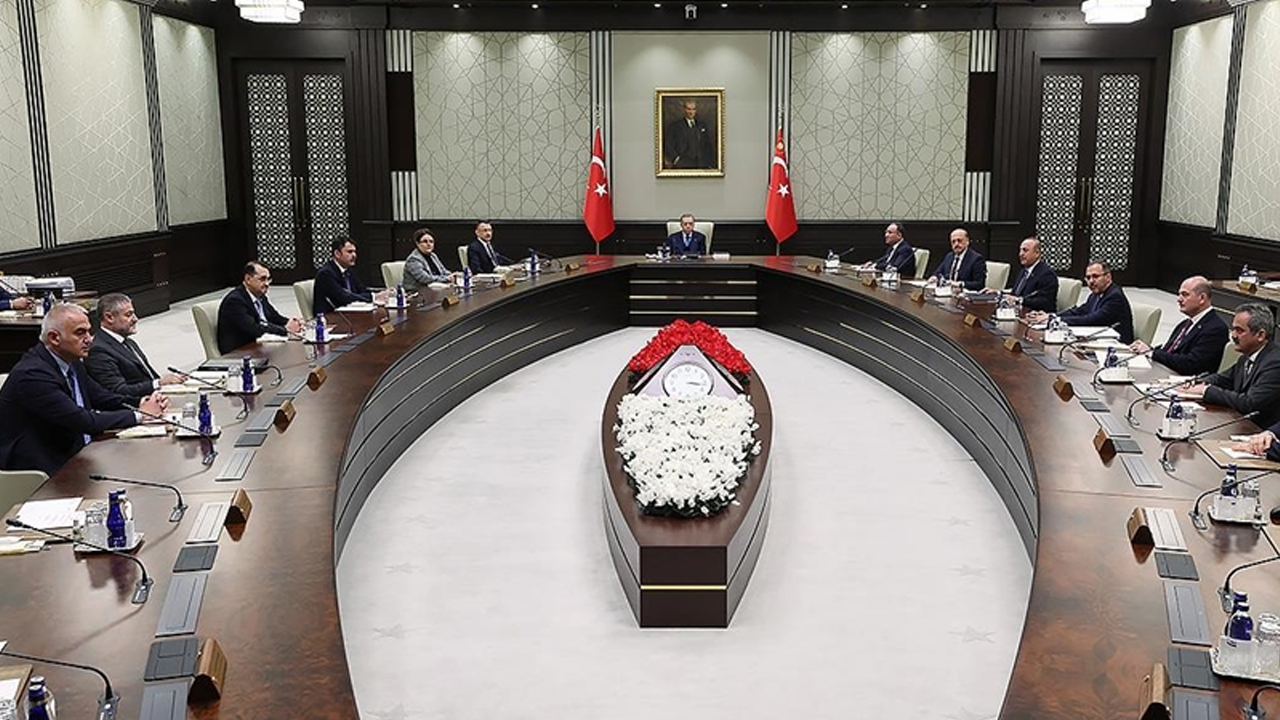 Kabine toplanıyor: Toplantı AFAD binasında, tek gündem deprem