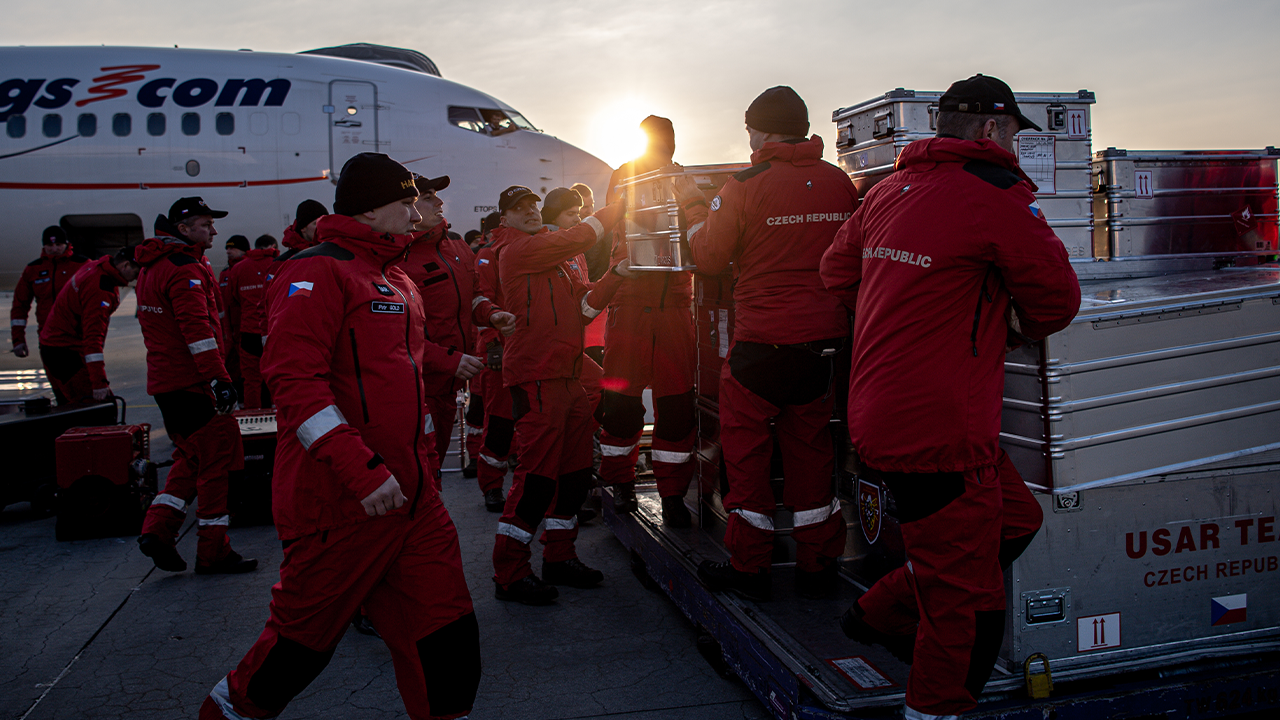 Kahramanmaraş depremi sonrası Türkiye’ye yola çıktılar
