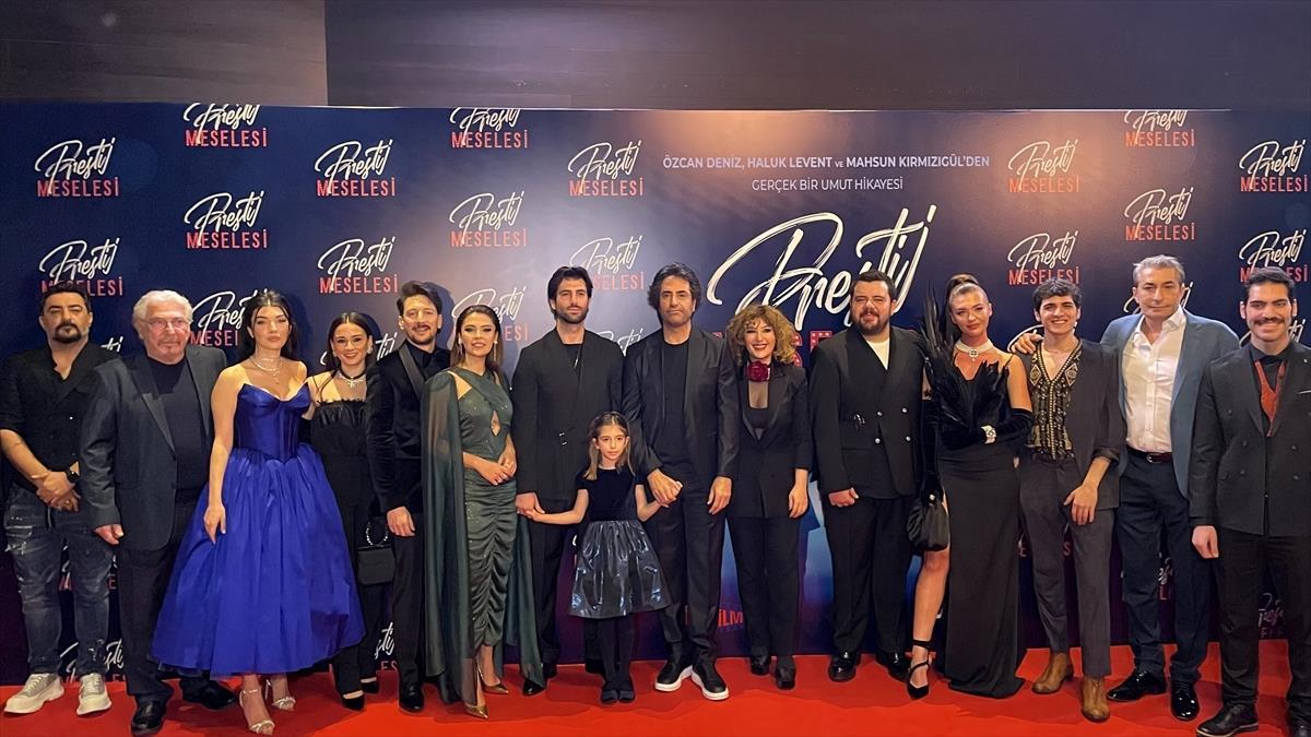 Mahsun Kırmızıgül’ün yeni filmi Prestij Meselesi’nin galası yapıldı