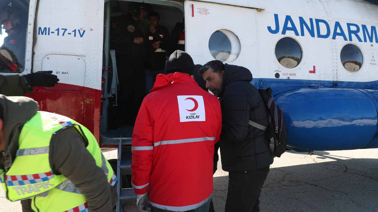 Türk Kızılay İstanbul İl Merkezi Başkanlığı, kriz masasıyla koordinasyonu sağlıyor