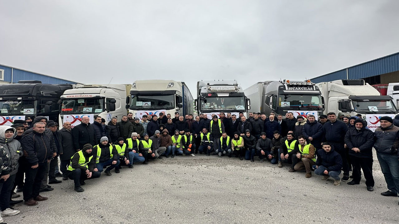 Türkiye’deki depremin yaralarını sarmak için Azerbaycan’da ‘kardeş yardımı’ platformu kuruldu