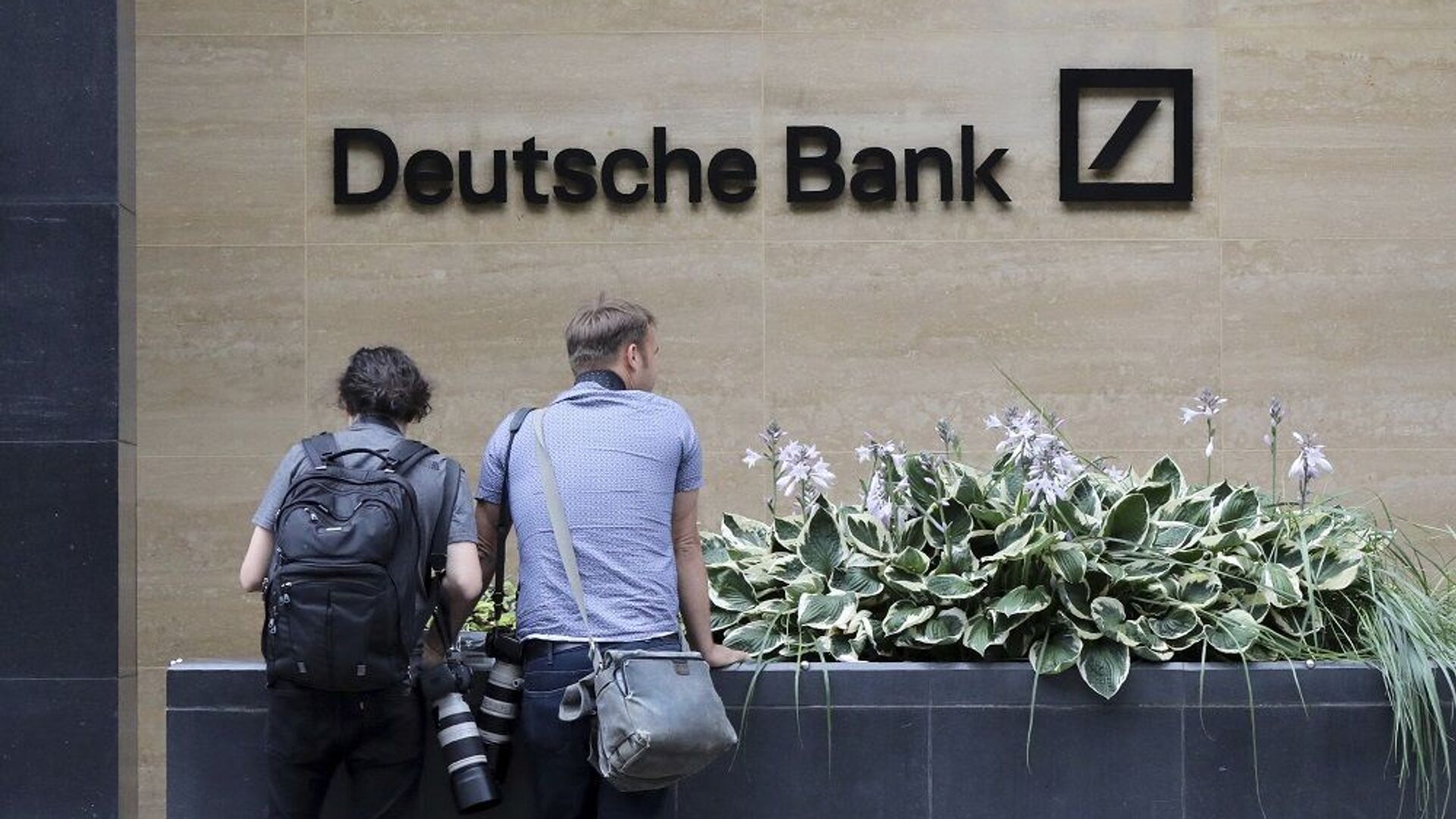 ABD’deki bankacılık krizi Almanya’yı da etkiliyor: Deutsche Bank hisselerinin fiyatında dev düşüş
