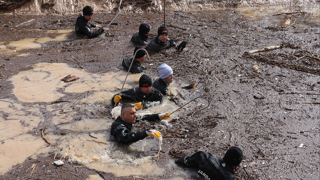 Adıyaman’da selin ardından çocuk cesedine ulaşıldı