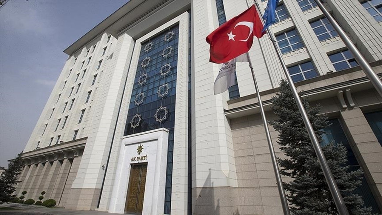 AK Parti Sözcüsü Ömer Çelik: Engel yok