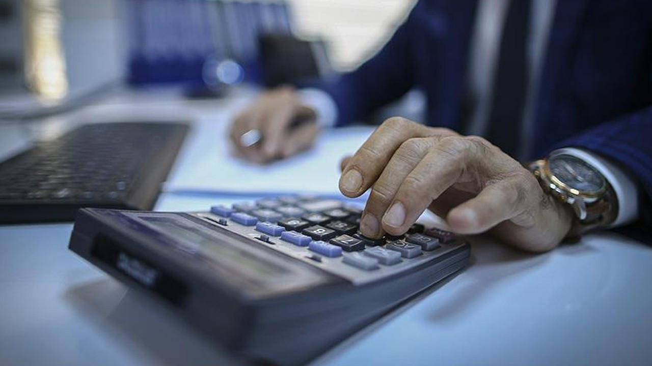 Deprem bölgesinde vergi ve ihracat kredilerine ek süre