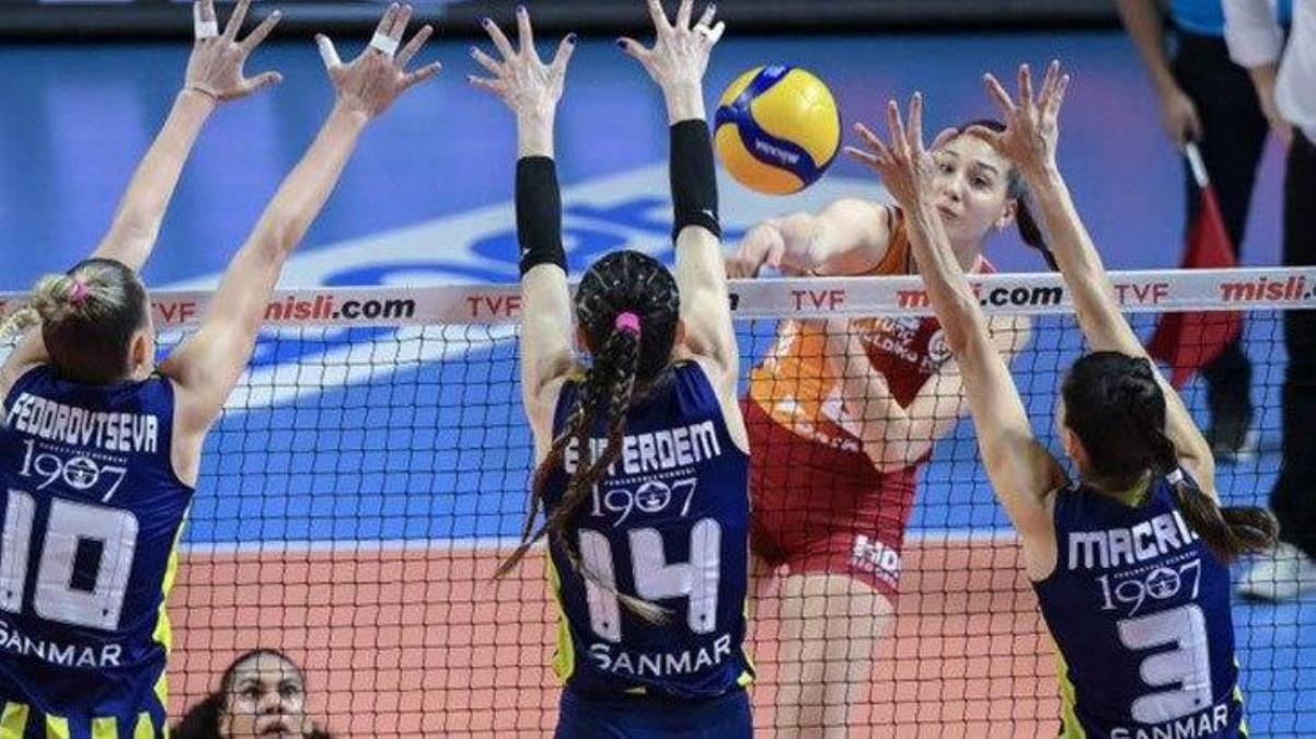 Derbide zafer Fenerbahçe’nin! Sarı-lacivertliler, Galatasaray’a set vermedi