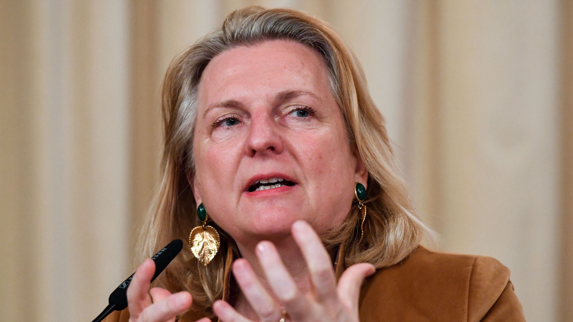 Eski Avusturya Dışişleri Bakanı Kneissl: UCM’nin Putin kararı, ABD ve AB’nin baskısıyla alındı