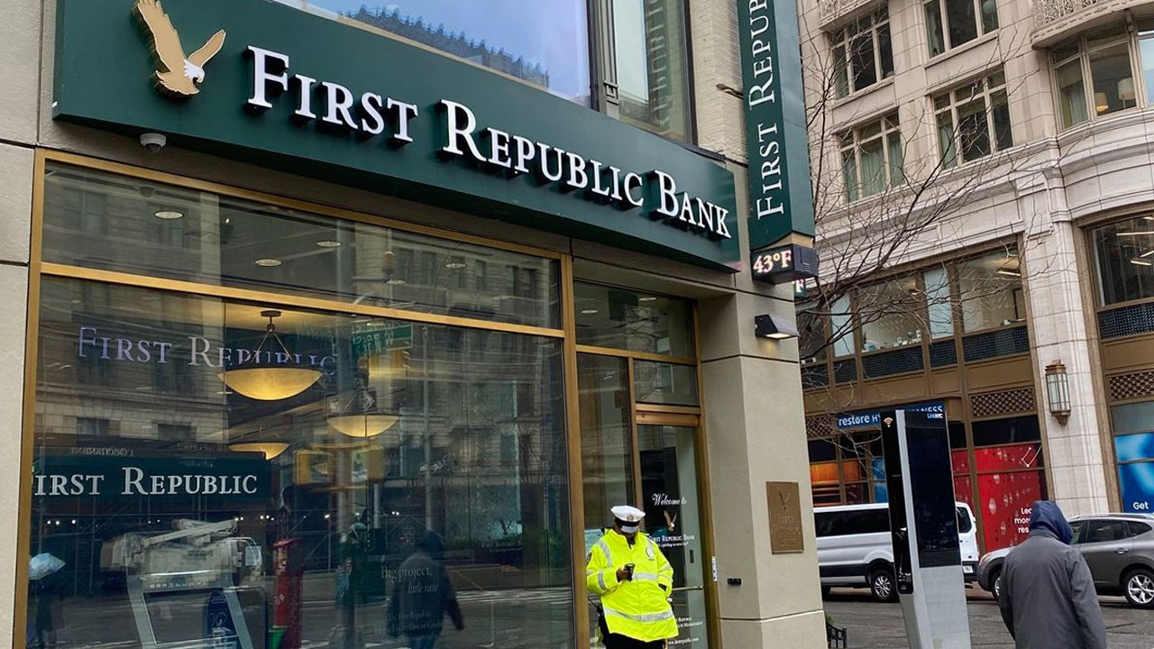 First Republic Bank’a 30 milyar dolarlık mevduat desteği