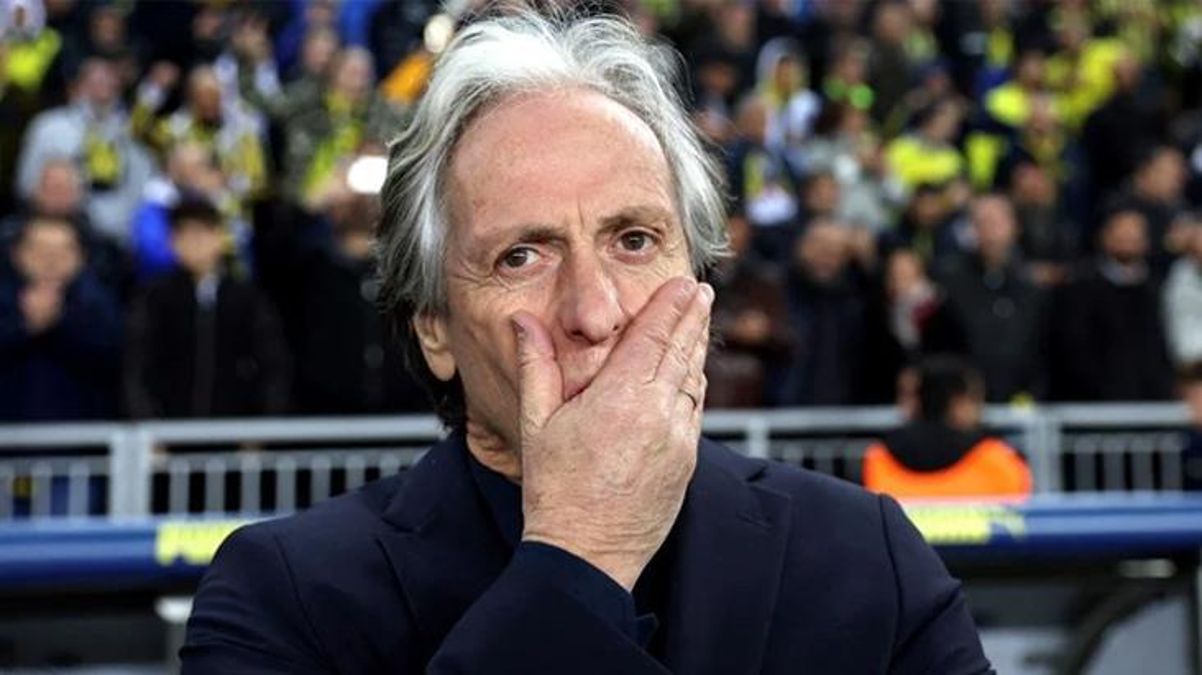 Jorge Jesus’tan çok ağır açıklama: Ligin gerçekliği yok, maçlar masada kazanılıyor