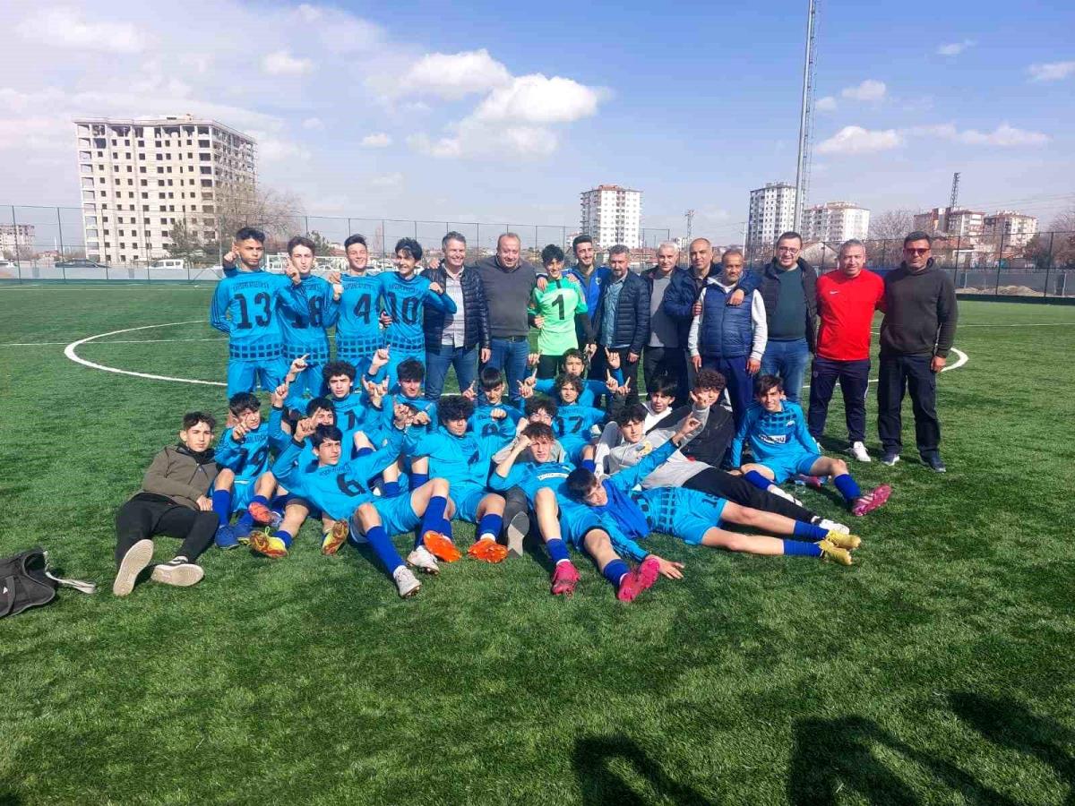 Kayserili 2 takım Türkiye Şampiyonası’na gitmeye hak kazandı