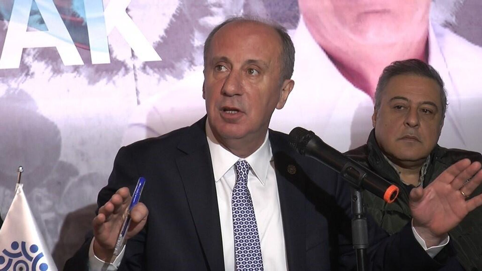‘Muharrem İnce’ye Aşığız’ tweet’lerinin altından bot hesaplar çıktı