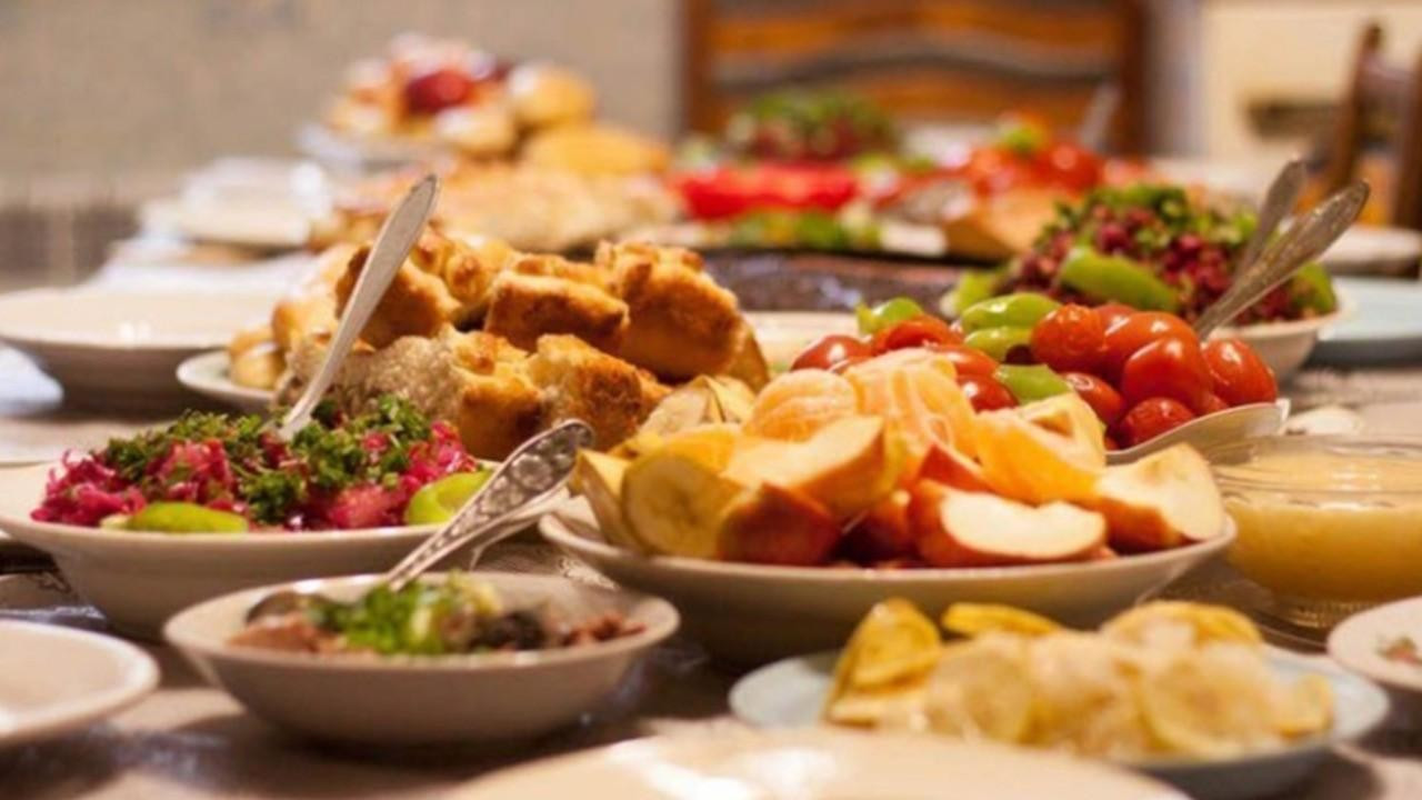 Prof. Dr. Hüsnü Erkmen: Ramazan ayında ilaçlar aksatılmamalıdır