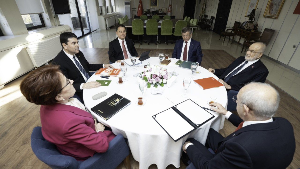 Son toplantıda ne konuşuldu? ‘Dört lider ‘Kılıçdaroğlu’ deyince Akşener beklenmedik bir tepki verdi