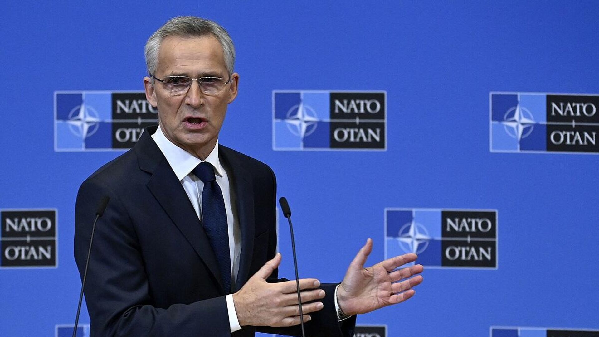 Stoltenberg, NATO ülkelerinin savunma harcamalarını çok yavaş artırmasından şikayetçi