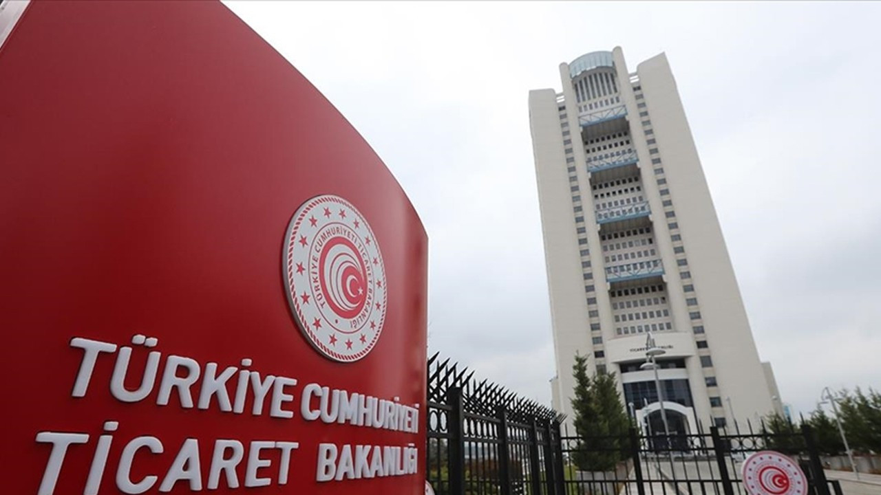 Ticaret Bakanlığı’ndan 532 firmaya izin belgesi