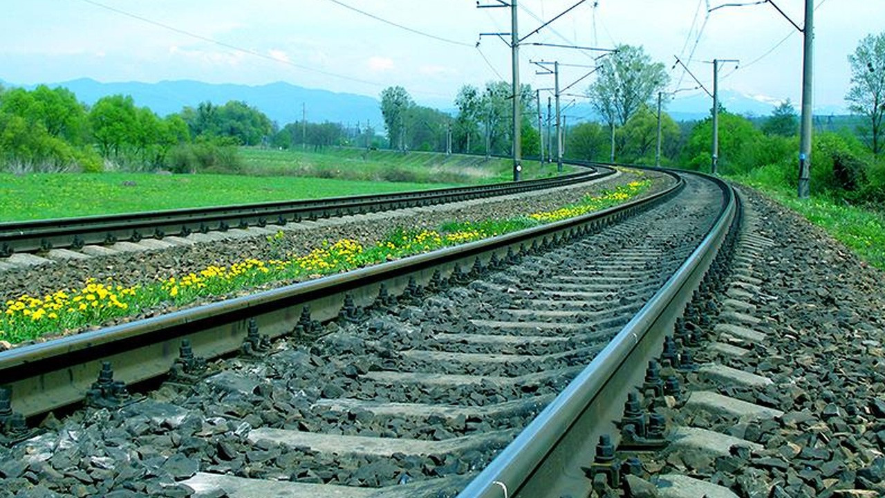 Umman-BAE arasına 3 milyar dolarlık tren projesi başlıyor